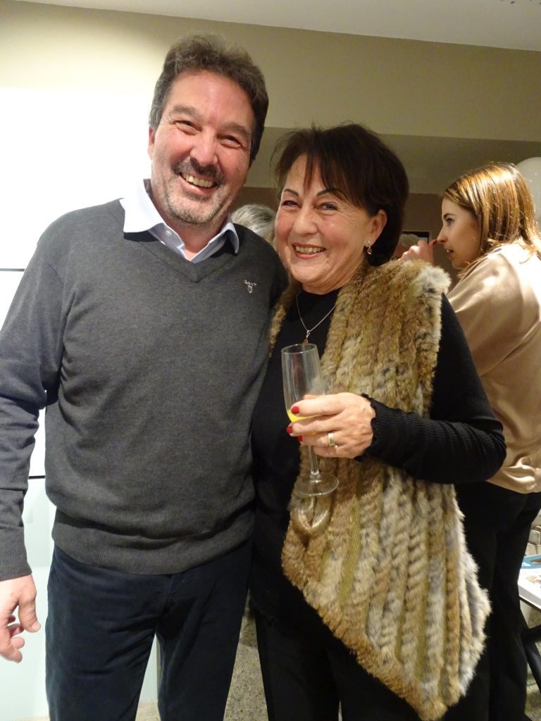 So sieht eine stolze Mama aus, Sigrid Spiegel und Sohn Markus.