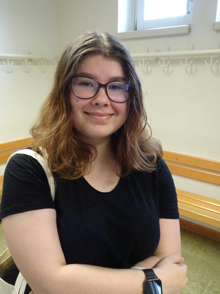 Ajla Sadiki, 18 Jahre, Dornbirn: "Ich fand die Messe heuer sogar noch besser als letztes Jahr, da mich noch mehr Firmen angesprochen haben. Ich habe mich vor allem für ein Praktikum interessiert und bin positiv gestimmt."