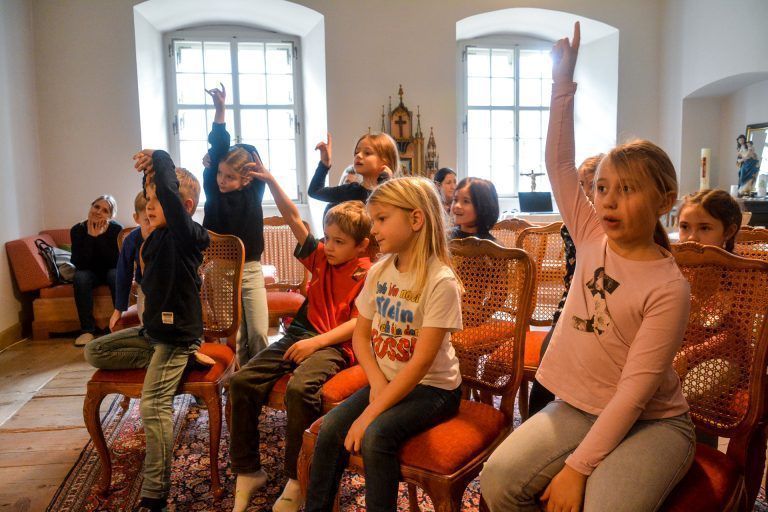 Die Kinder brachten ihr Wissen ein.