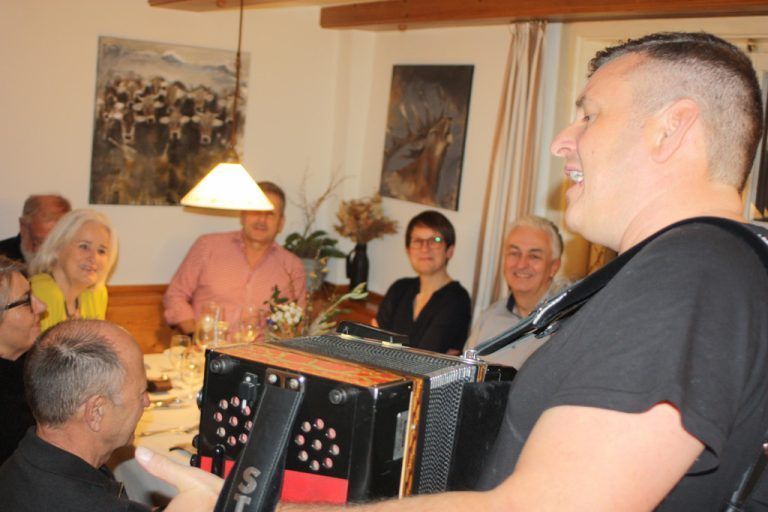 Marc Pircher unterhielt die vielen Gäste im Rankweiler Hof musikalisch - Marc Pircher im Rankweiler Hof
