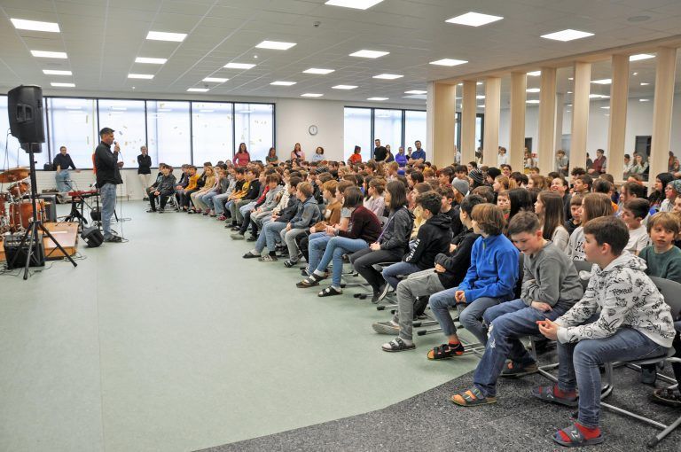 Die Aula soll zukünftig auch für schulinterne Veranstaltungen genutzt werden. - Neues Obergeschoß BRG/BORG Schoren