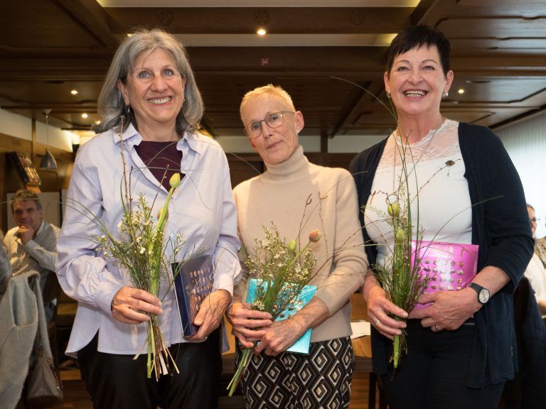 Blumen von der Ortsgruppe Fraxern - 41. JHV Vorarlberg 50Plus Ortsgruppe Fraxern