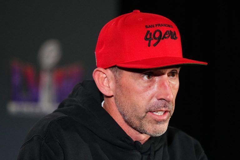 49ers Headcoach Kyle Shanahan gilt in NFL-Kreisen als Offensiv-Guru. <span class="copyright">afp</span>