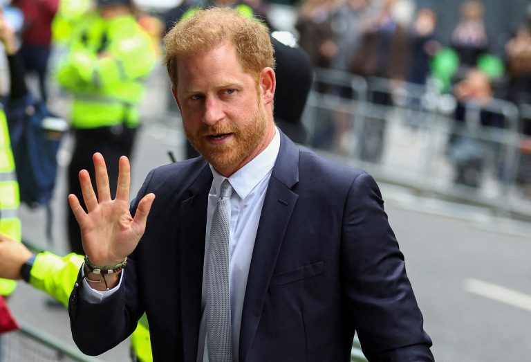 Prinz Harry ist laut britischen Medien Dienstagnachmittag in Heathrow gelandet. <span class="copyright">reuters</span>