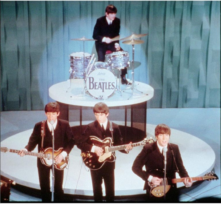 Den Auftritt der Beatles bei der Ed Sullivan Show verfolgten über 73 Millionen Zuschauer. <span class="copyright"> AP Photo/file</span>