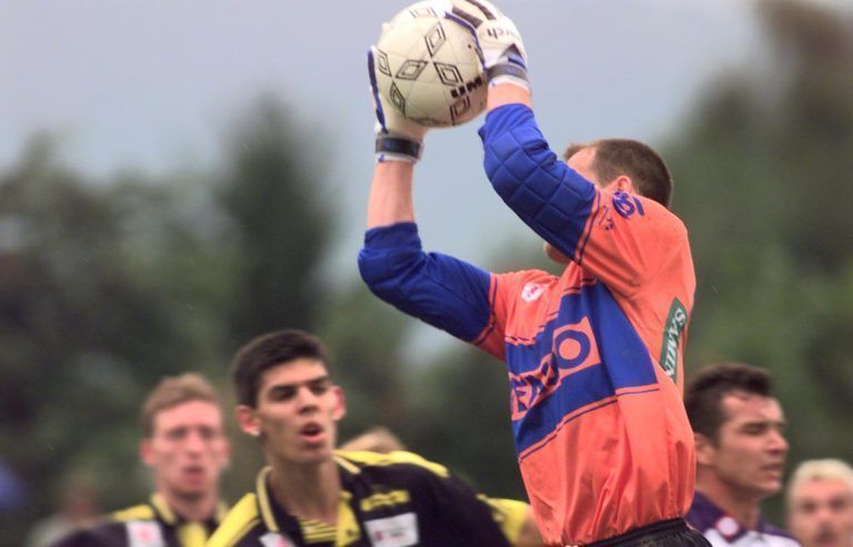 Wie sich die Zeiten ändern, auch wenn eines gleich geblieben ist: Auch schon 1998 stand der Torhüter im Mittelpunkt. Damals war es Wolfgang Ott (Bild), nun wird es Dejan Stojanovic sein. <span class="copyright">ms</span>