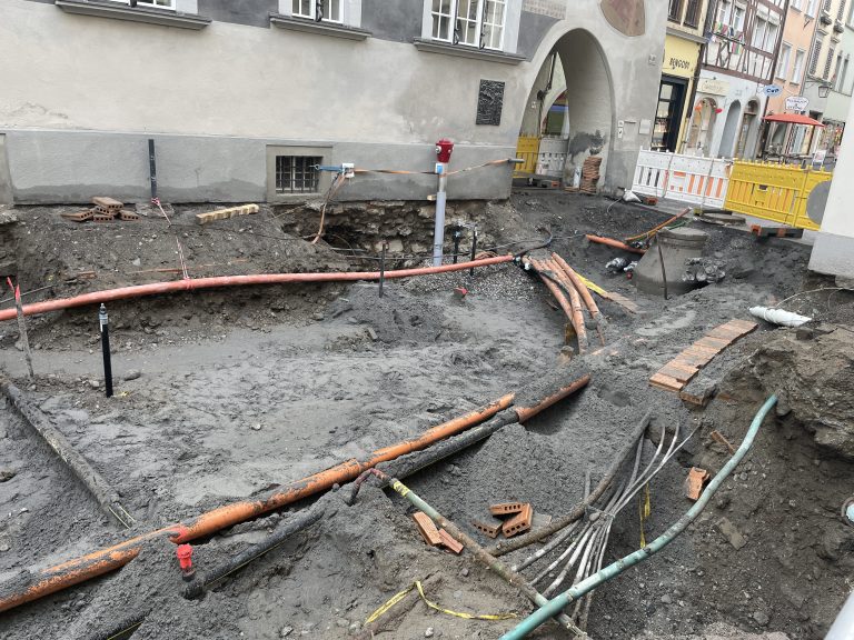 In der Schmiedgasse wird aktuell die Kanalisation im zweiten Bauabschnitt erneuert. <span class="copyright">VN-SAH</span>