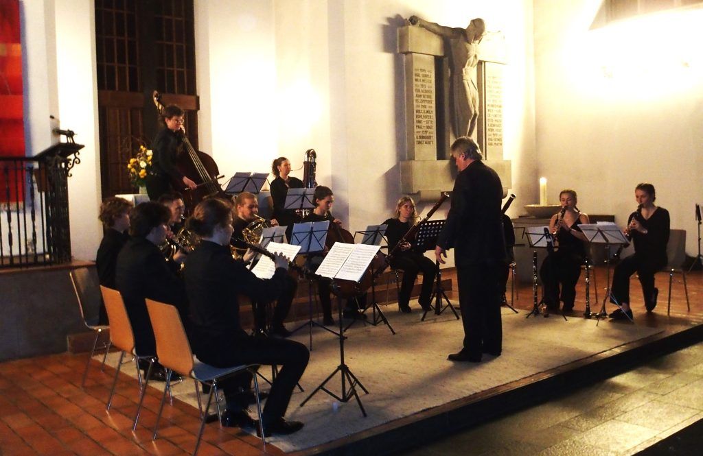 Mit einer Handvoll guter Musik fröhlich in den Fasching