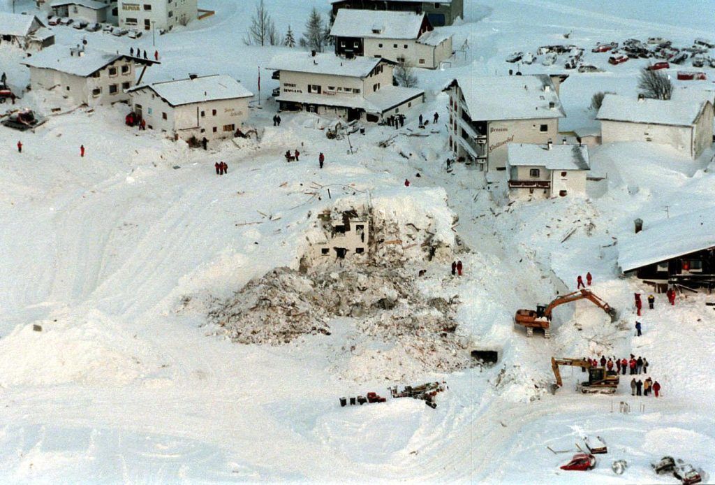 Als es vor 25 Jahren in Galtür dunkel wurde