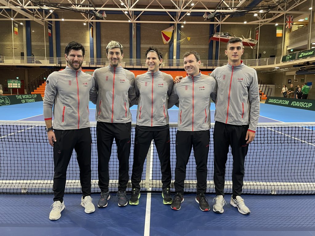 Spiel, Satz und Auftrag für junge Bludenzer Sportswear-Marke am Tenniscourt