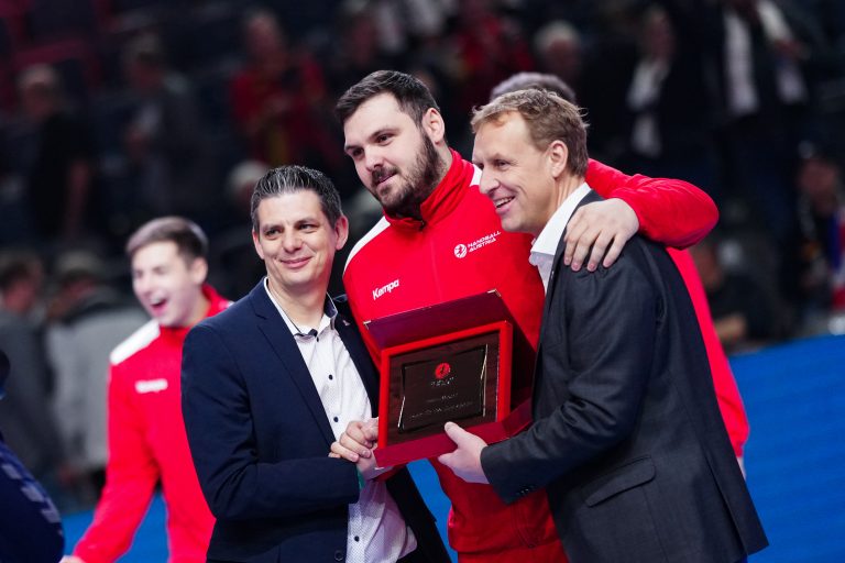 Tobias Wagner wurde für sein 100. Länderspiel geehrt. <span class="copyright">Apa</span>