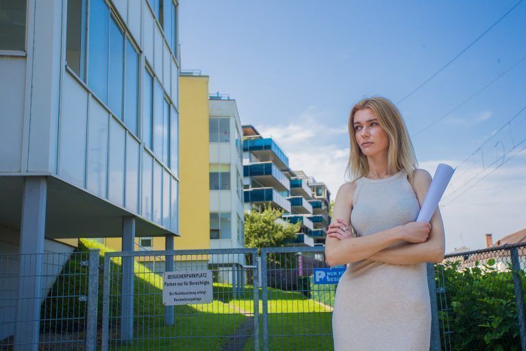 Stärker noch als Baupreise sind Immobilienpreise zurückgegangen. Bleibt jedoch das Problem, dass die Finanzierung aufgrund höherer Zinsen schwierig geblieben ist. <span class="copyright">Foto: VN/Steurer</span>