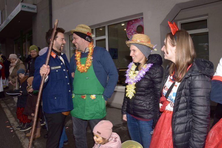 Bürgermeister Simon Tschann mischte sich unter die Leute und stellte sich als „Tschanngo" vor.