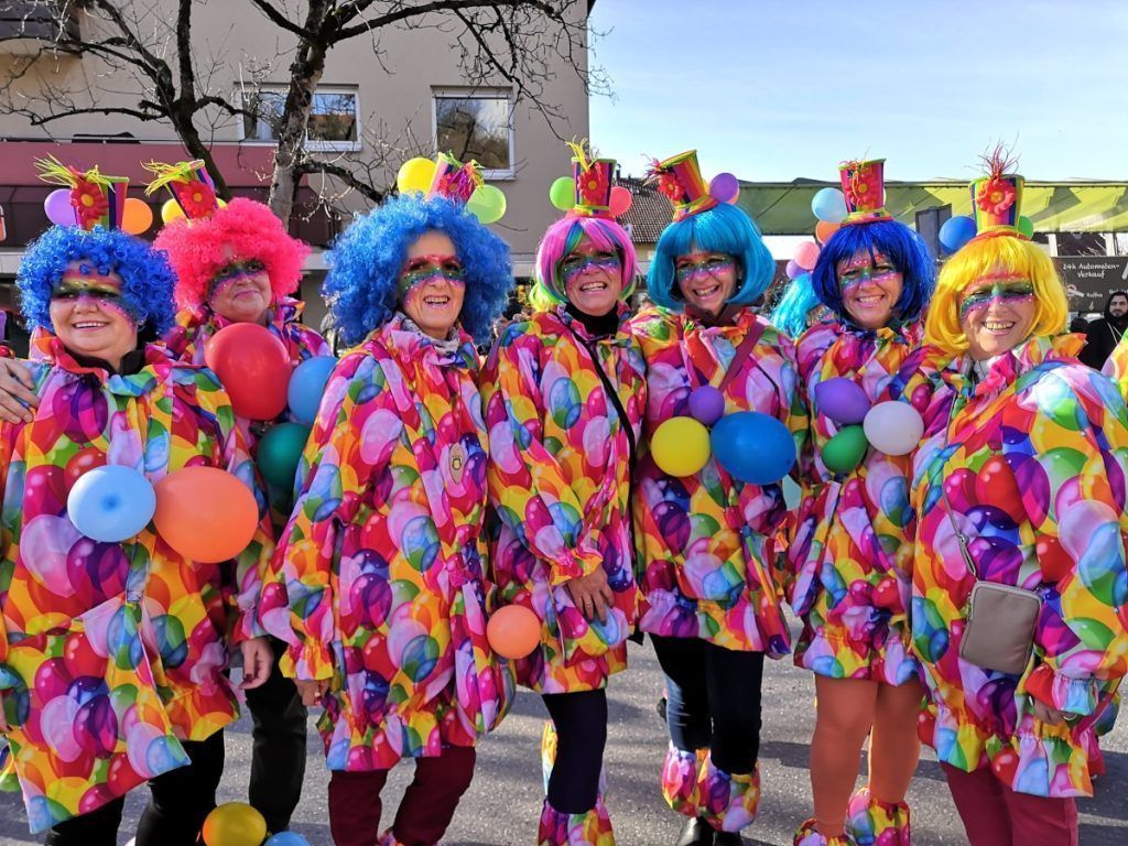 Farbenfrohes Faschingsfinale beim Schwarzacher Umzug