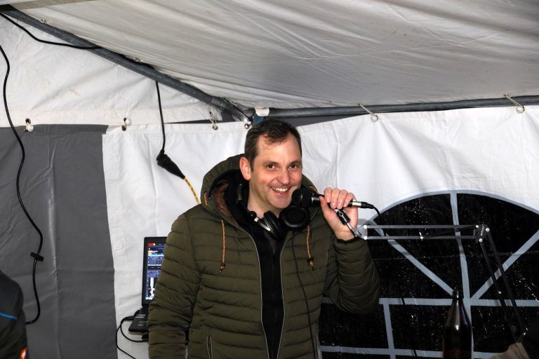 Bürgermeister Andreas Kresser alias DJ Andy bei den Bergern.