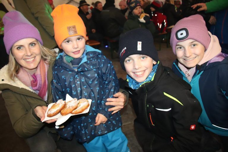 Barbara, Laurin und Leo sowie Anna.