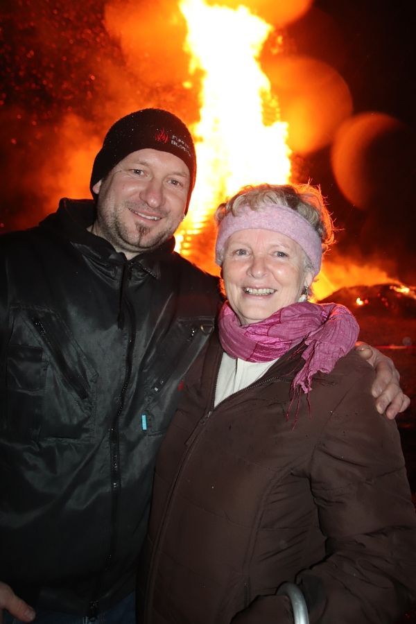 Funkenzünftler Andreas Sutter mit seiner Mutter Angela.