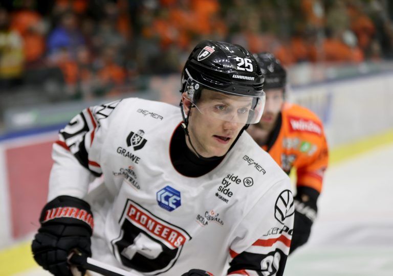 Guus van Nes spielt bereits seit eineinhalb Jahren im Pioneers-Trikot. <span class="copyright">Gepa</span>
