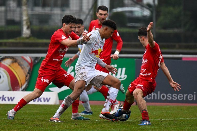 Einsatz und Wille war dem FC Dornbirn im Match gegen Liefering nicht abzusprechen. <span class="copyright">gepa</span>