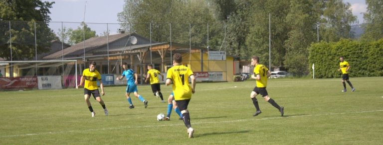 Mit schon sieben Punkten Vorsprung auf den Tabellendritten gehen die Hatler Spieler in die Frühjahrsrunde. <span class="copyright">VN</span>