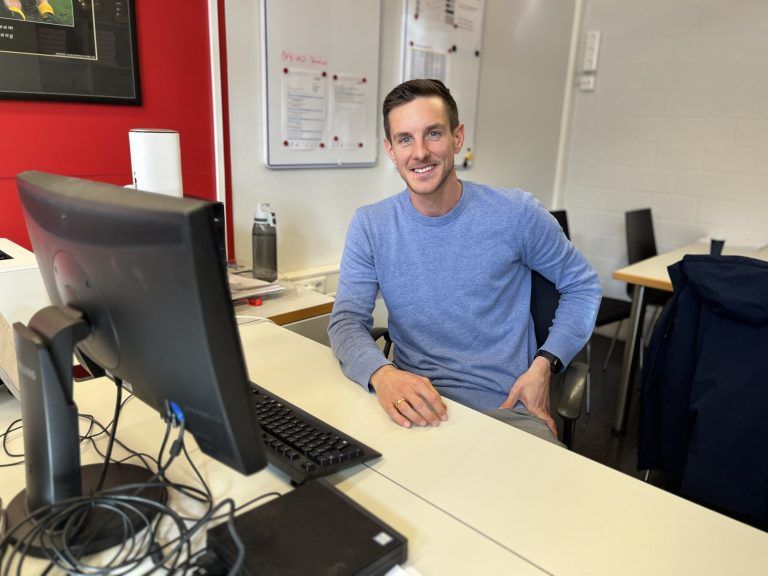 Seit dem Jahreswechsel arbeitet Manuel Sutter als Administrator in der Akademie. <span class="copyright">VN/Plesch</span>