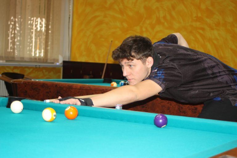 Der Feldkircher Sascha Fuchs wurde erstmals 8er Ball Jugend Landesmeister.<span class="copyright"> VN-TK</span>