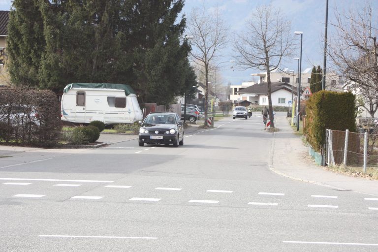 Die Schweizerstraße dient als Ausweichstraße.