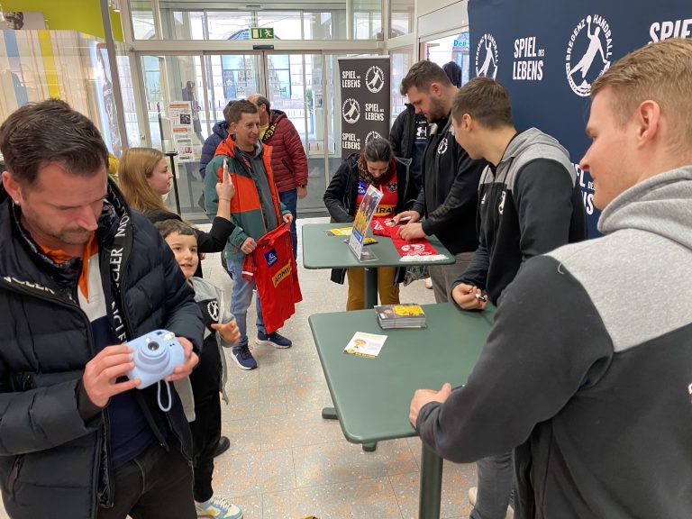 Die Fans fanden nach Bregenz.<span class="copyright"> VN/Rauch</span>