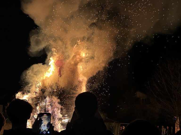 ... bis sie dann nach 17.02 Minuten explodierte. <span class="copyright">VN/Hartmann</span>
