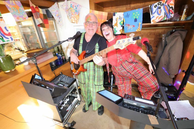 Das Duo Rudi Lässer und Melanie Lutz.