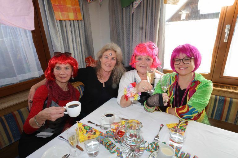 Irmgard Macconi, Gerda Gutmann, Monika Unterpirker und Sabrina Kappaun.