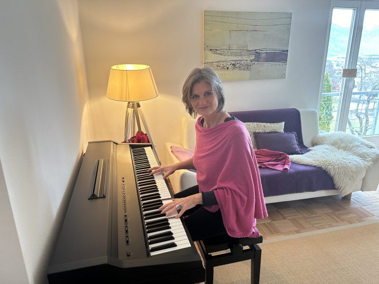 Michaela Radakovics-Maier liebt es, am Klavier zu improvisieren.