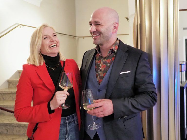 Valentin und Martina Huber bei der anschließenden Premierenfeier.