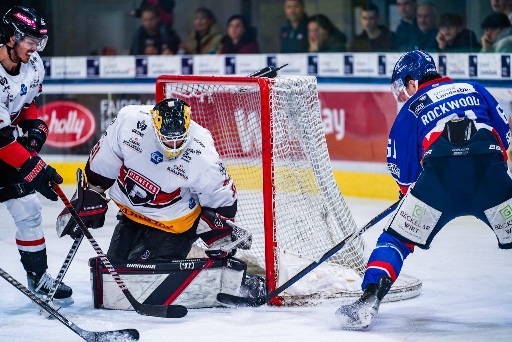 Pioneers auf Kurs Viertelfinale