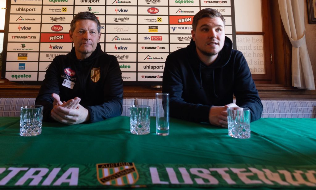 „Trainer nimmt etwas Druck vom Team weg“