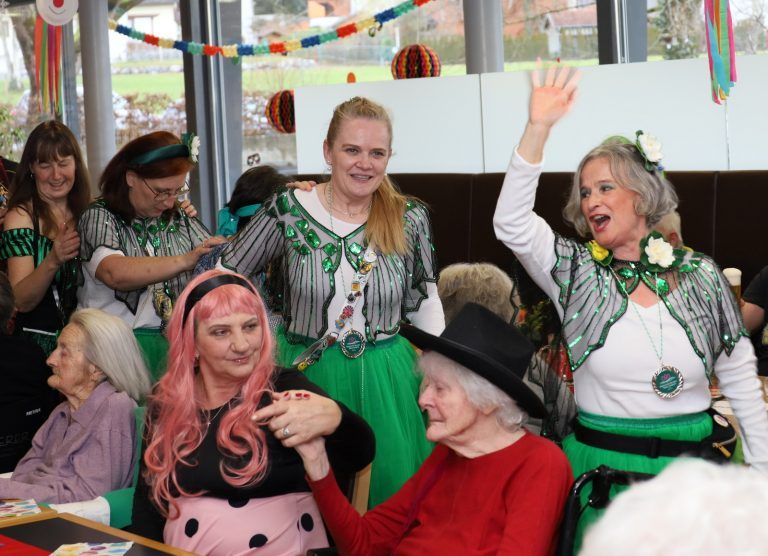 Das Seerosengefolge bei der Faschingsparty im Sozialzentrum Josefsheim in Hörbranz.