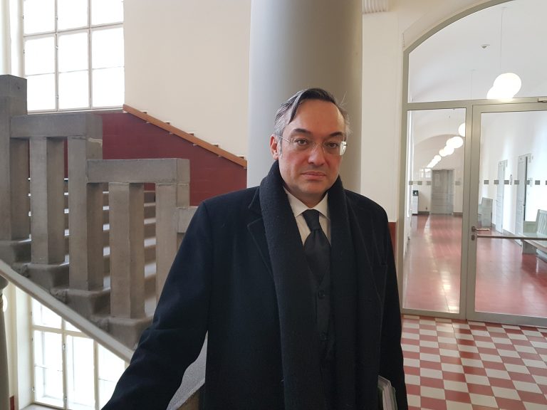 Opferanwalt Surena Ettefagh betonte die Glaubwürdigkeit seiner Mandantin.