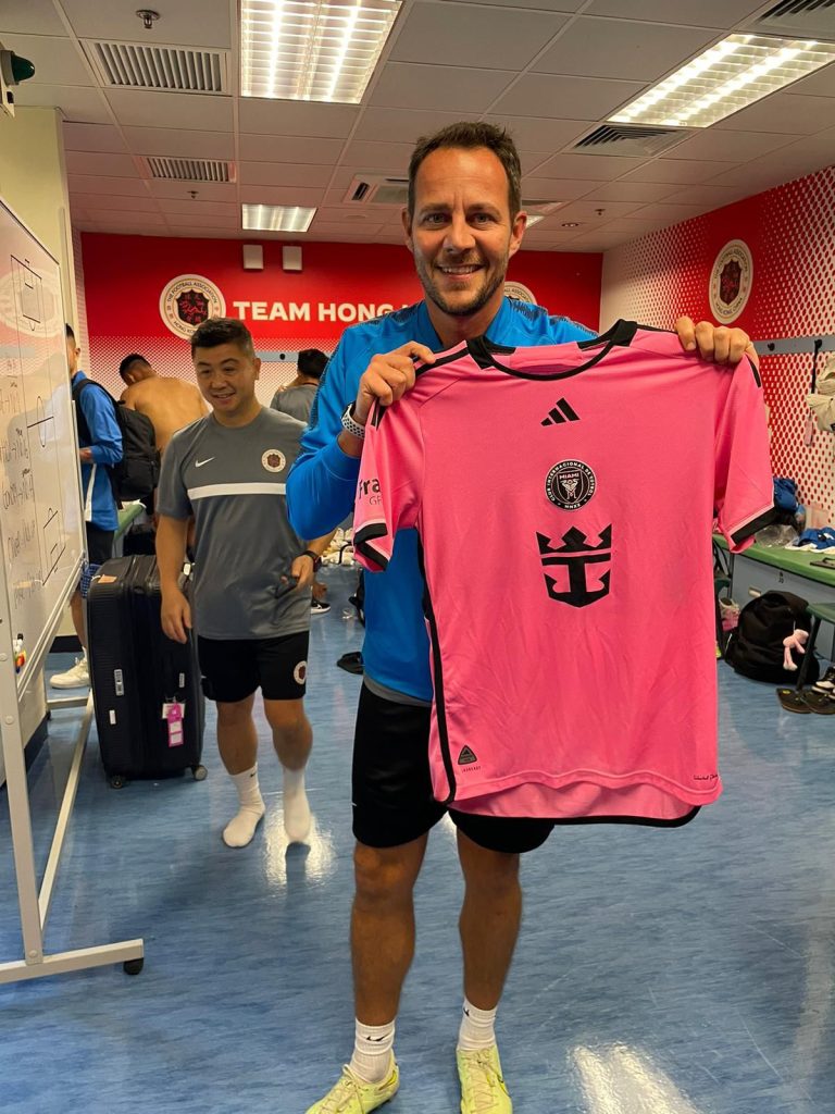 Das Trikot von Miami-Akteur Julian Gressel. <span class="copyright">VN</span>