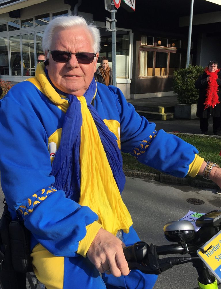 Alexander Knauth organisiert den Harder Faschingsumzug. 