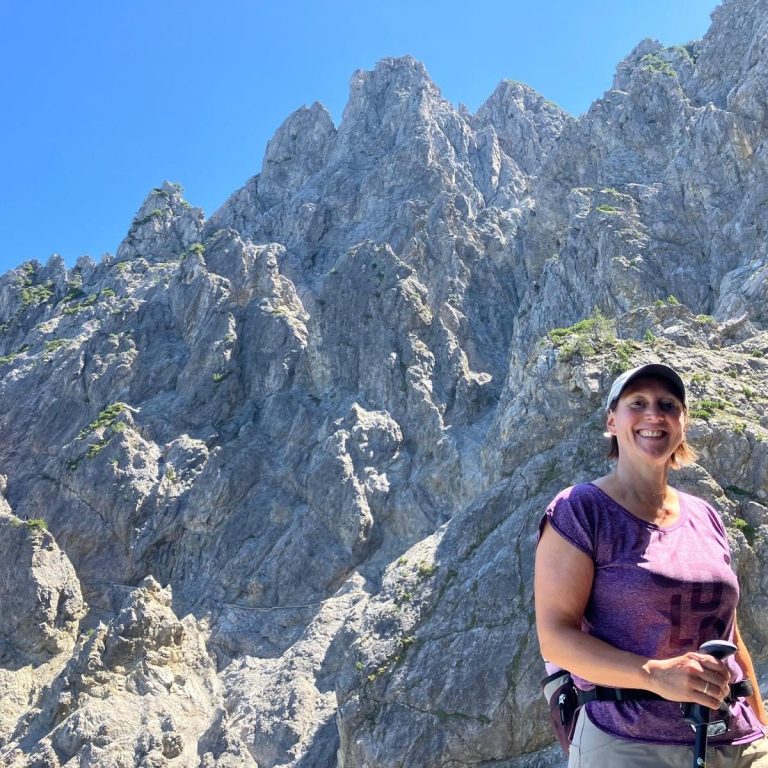 Das Wandern zählt zu den liebsten Hobbys von Deborah Blümel.