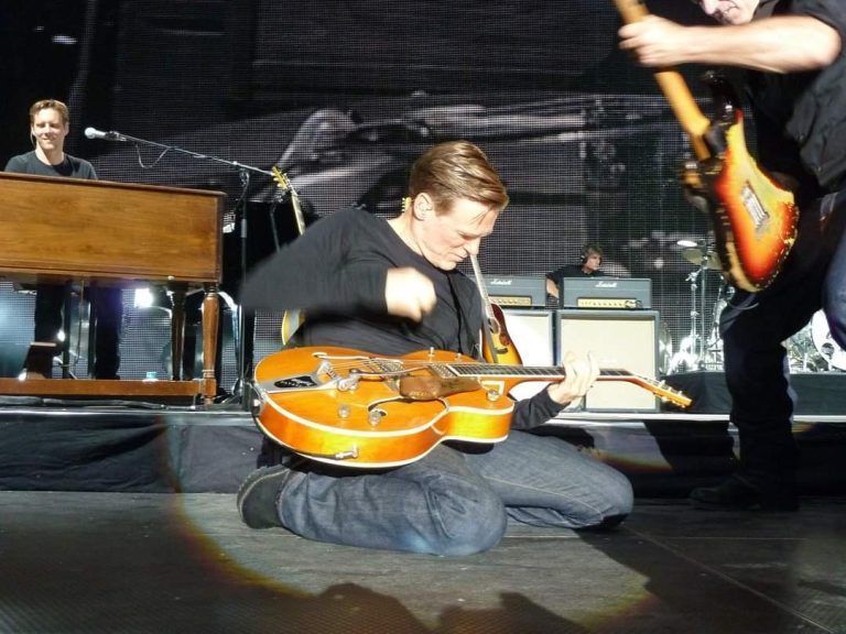Jochen Grabher stand beim letzten Vorarlberg-Konzert von Bryan Adams im Jahr 2011 in der ersten Reihe und knipste unzählige Fotos.