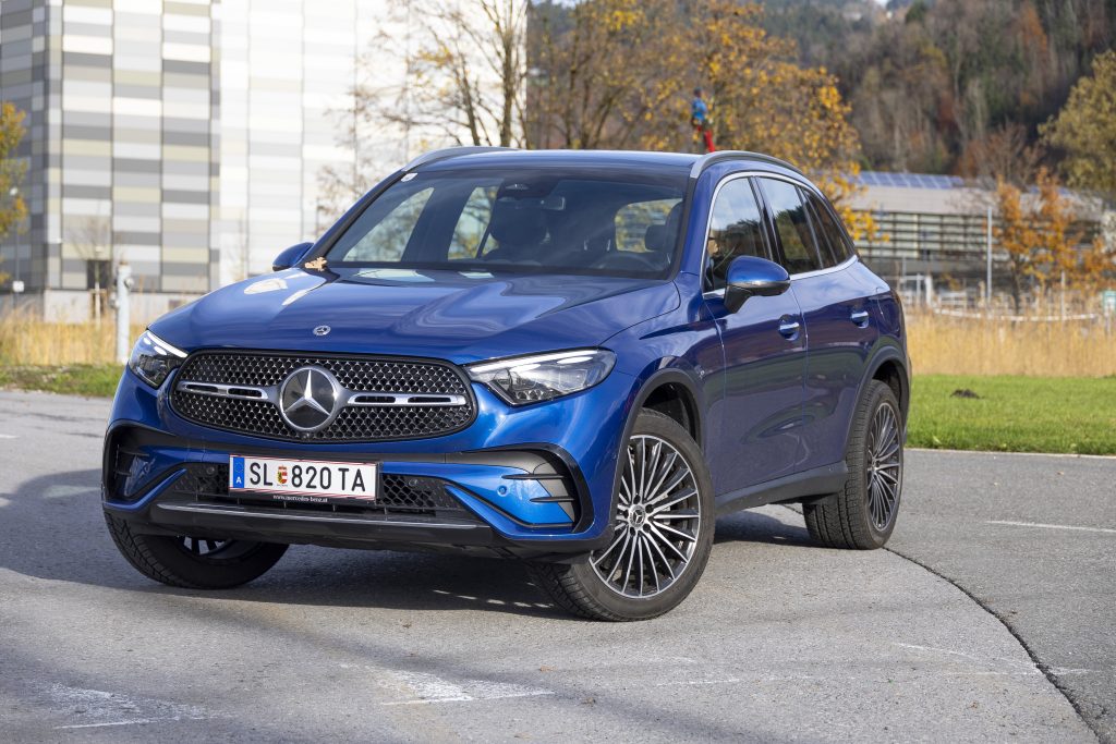 So weit kommt der edle Teilzeitstromer von Mercedes