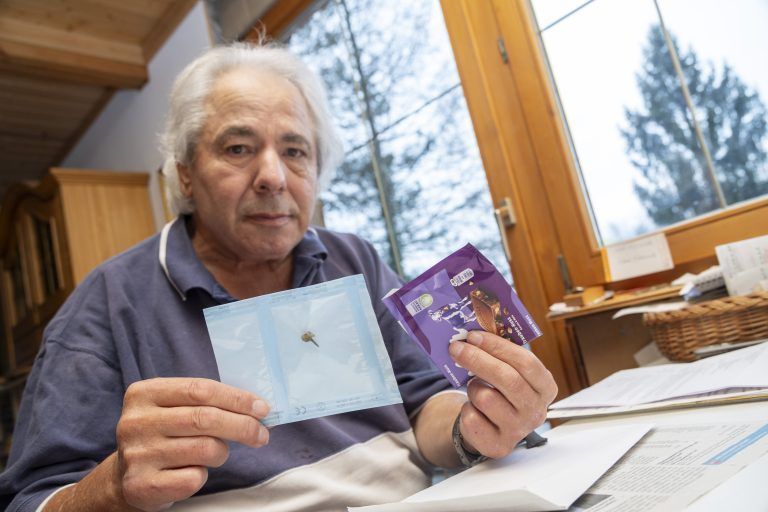 Mit Stiftzahn verunreinigte Schokolade Milka Klage Rechtsanwalt choki