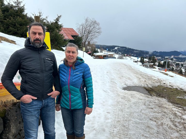 „Wintersport ist auf öffentlichen Straßen verboten“, sagt Christine Felder. <span class="copyright">VN/Gasser</span>