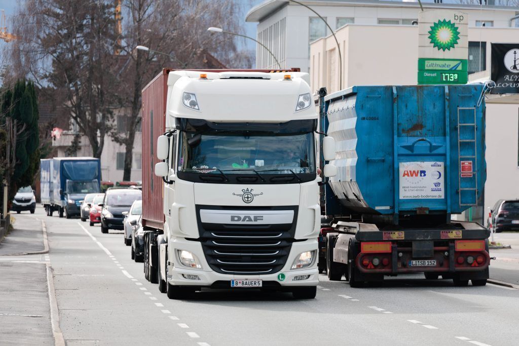 Was &#8220;sofort&#8221; bei Verkehrsmaßnahmen in Lustenau über ein Jahr bedeutet