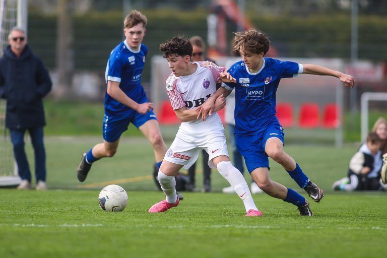 Fu§ball, AKA Vorarlberg, ACHTUNG: Auf der HP sind zwar die Spielernamen aber ohne Rckennummern, AKA U 15 vs Austria Wien U 15