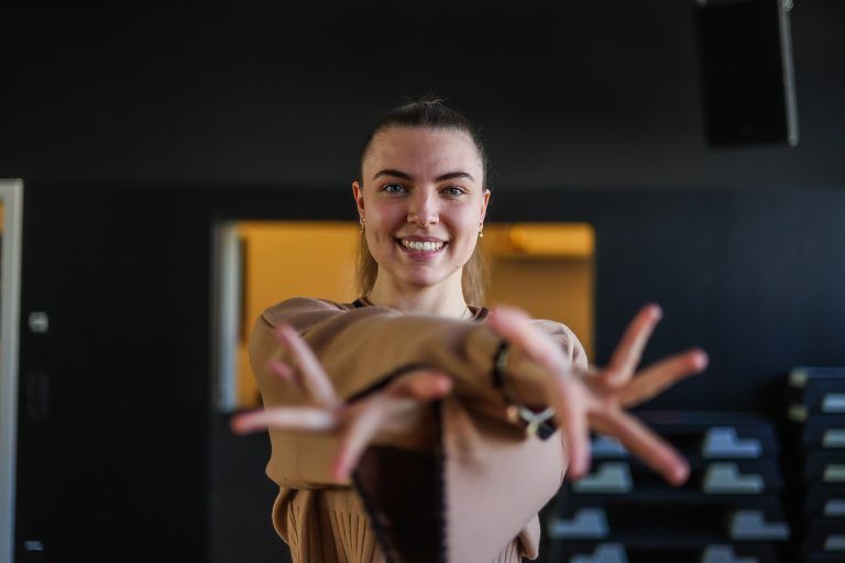 VDT Victoria Bernatzik neue Move4Style-Leiterin, treffen uns im Tanzstudio mit Victoria, die die Leitung des Vereins bernommen hat, Impressionen, eventuell Video