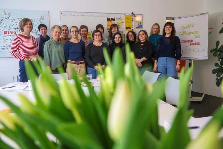 VdT, Alexandra Handle von Netzwerk Familie, Vorarlbergerin des Tages, bentige bitte (Einzel- und Gruppen-)Bilder von Familienbegleiterin Alexandra Handle vom “Netzwerk Familie”.