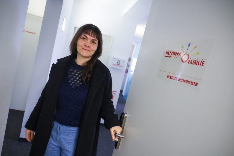 VdT, Alexandra Handle von Netzwerk Familie, Vorarlbergerin des Tages, bentige bitte (Einzel- und Gruppen-)Bilder von Familienbegleiterin Alexandra Handle vom “Netzwerk Familie”.