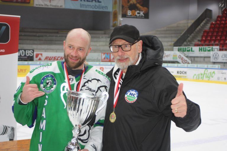 Vater Günther und Sohn Philipp Amann freuten sich - HC Samina Rankweil neuer Champion